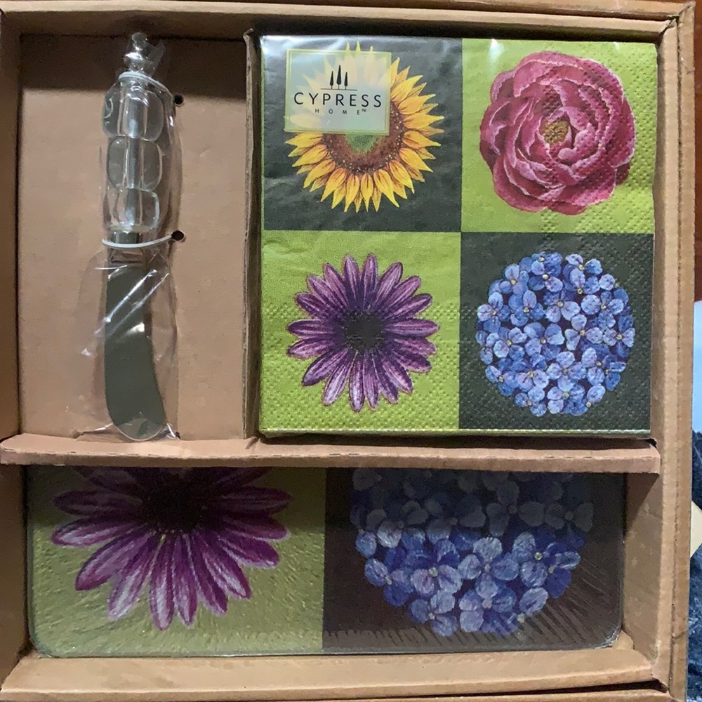Hostess Set - Flower Medley